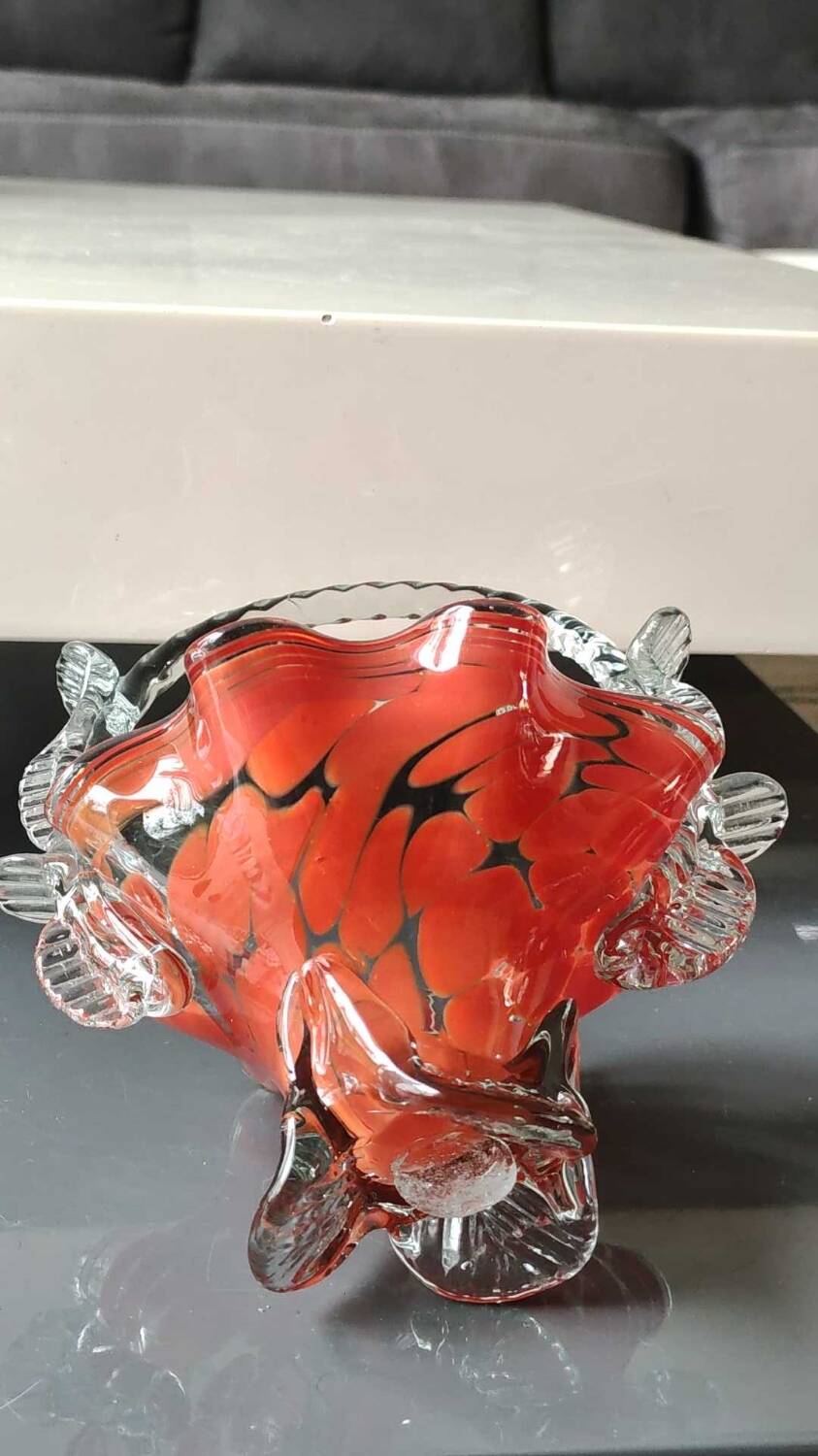 Empty pocket/Basket, Candy basket. In blown art glass. Orange speckled. Murano style