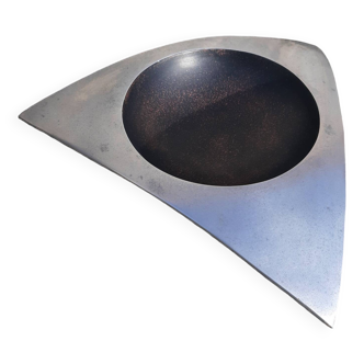 Cast aluminum ashtray or pocket emptier