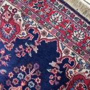 Tapis Kerman antique en laine bleue et rouge