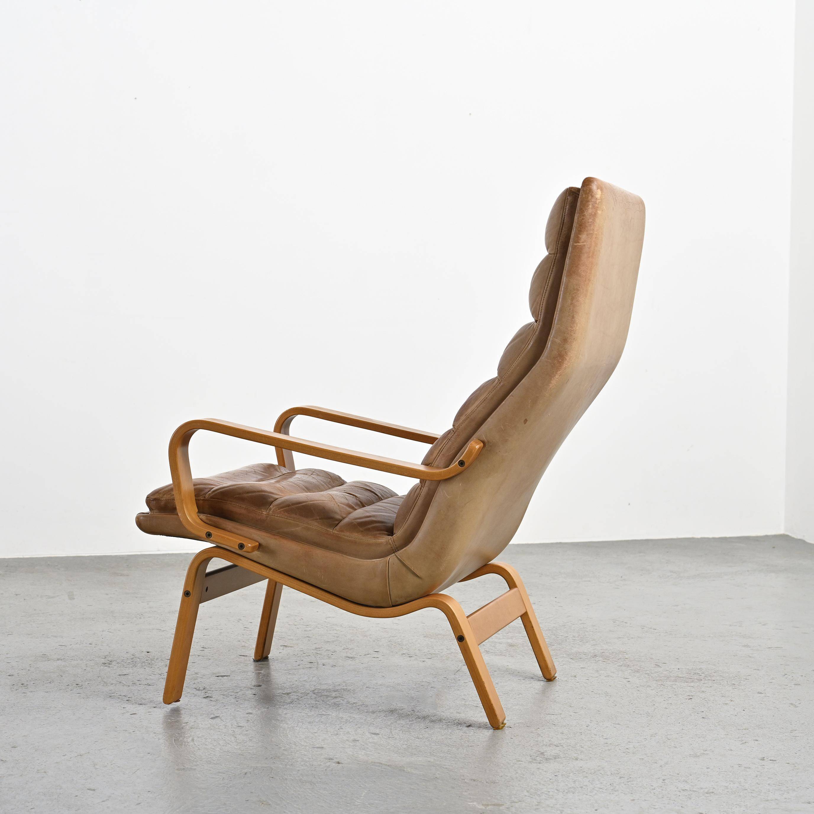 Pair of Contino model armchairs by Yngve Ekström circa 1970