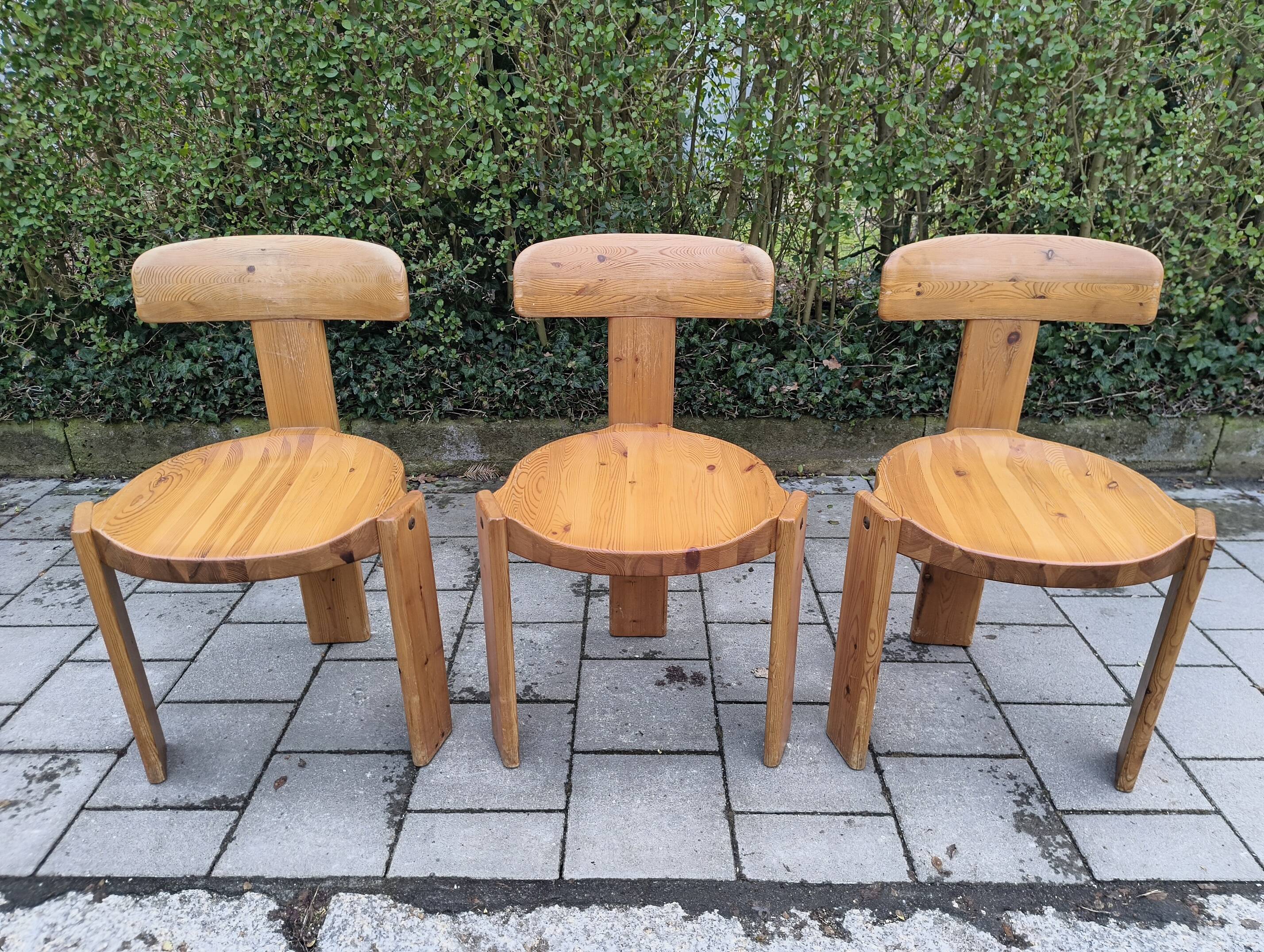 3chairs in pine by Antti Nurmesniemi