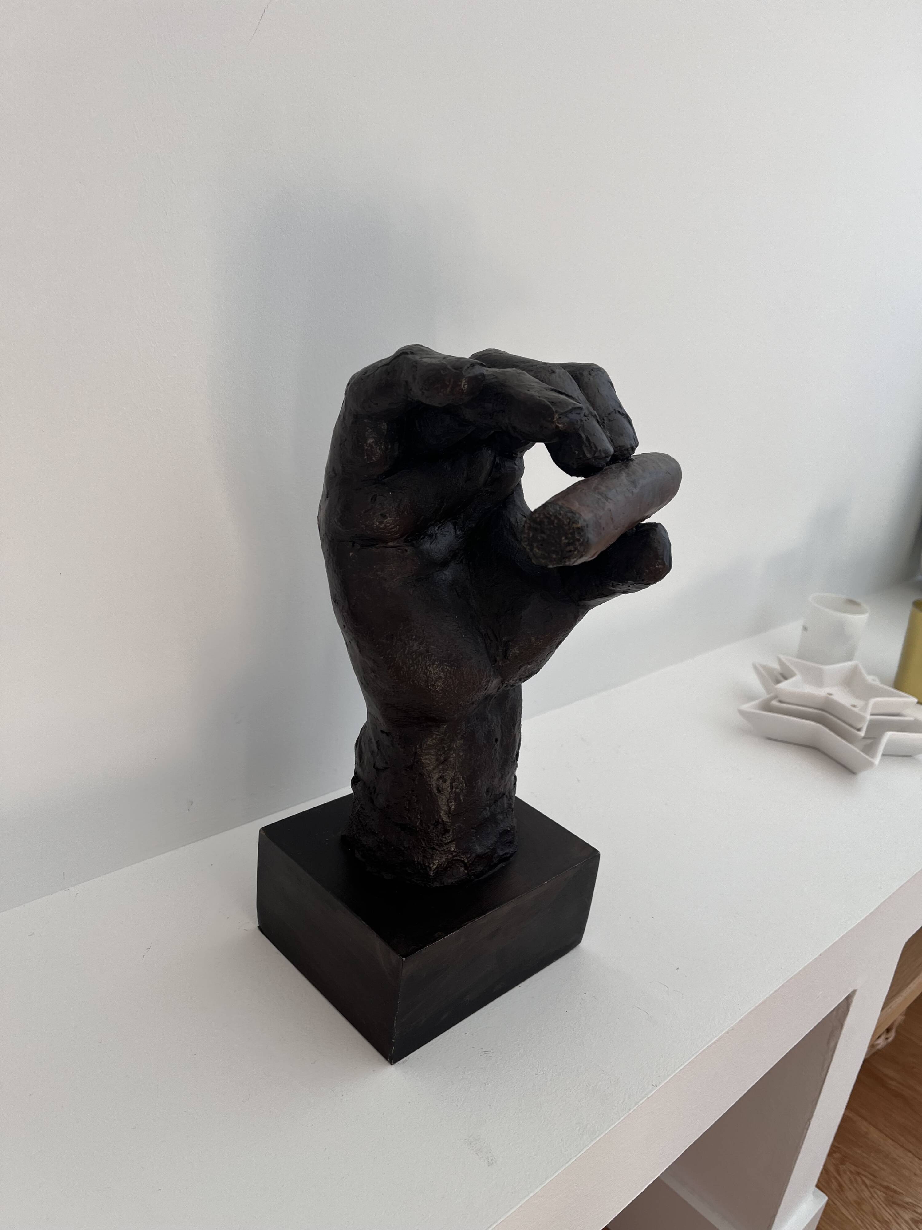Main sculpture in bronze