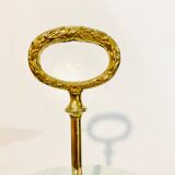 Porcelain cake display