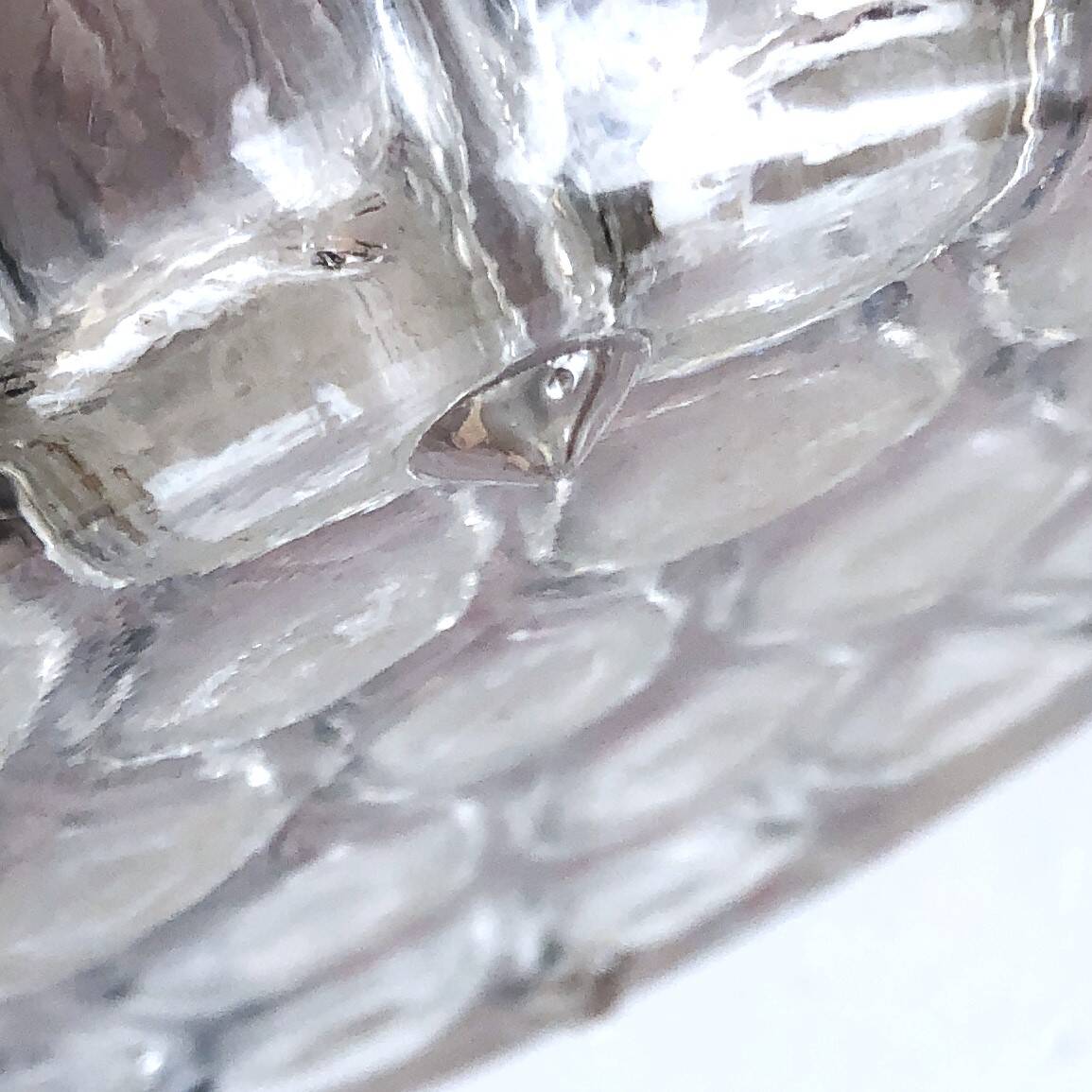 Vase pique-fleurs boule verre épais style art Déco