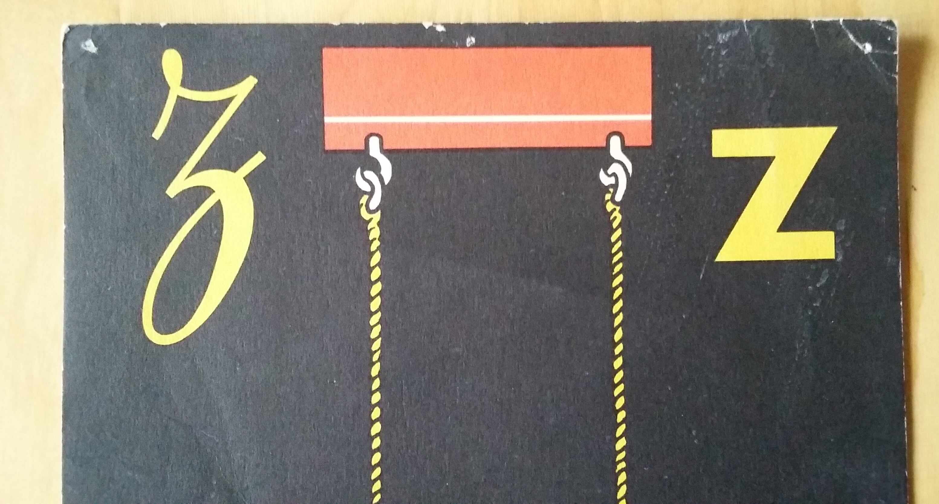 The trapeze, reading image