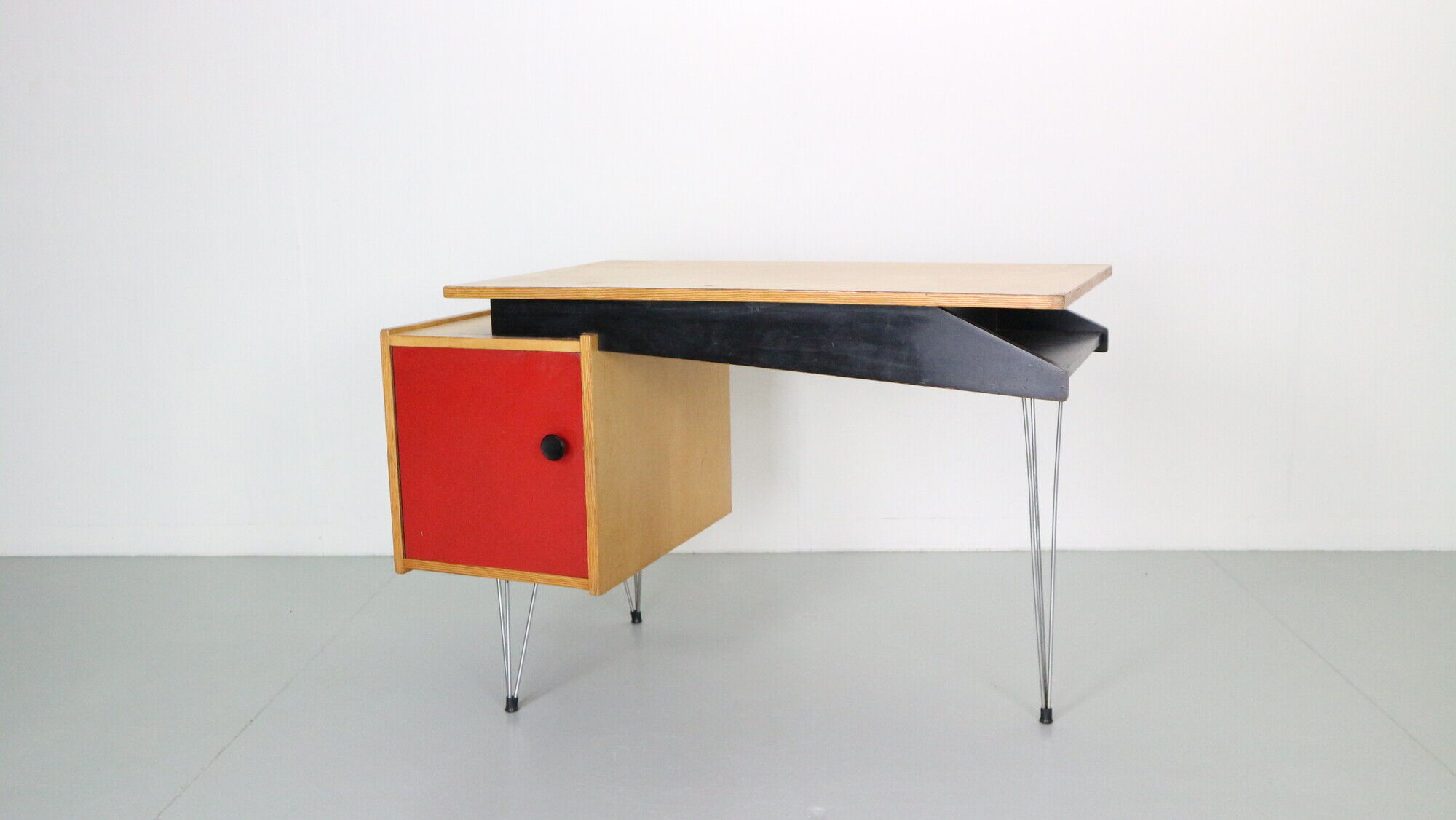 Cees Braakman Desk for Pastoe with Hairpin Legs, 1950 Dutch Design