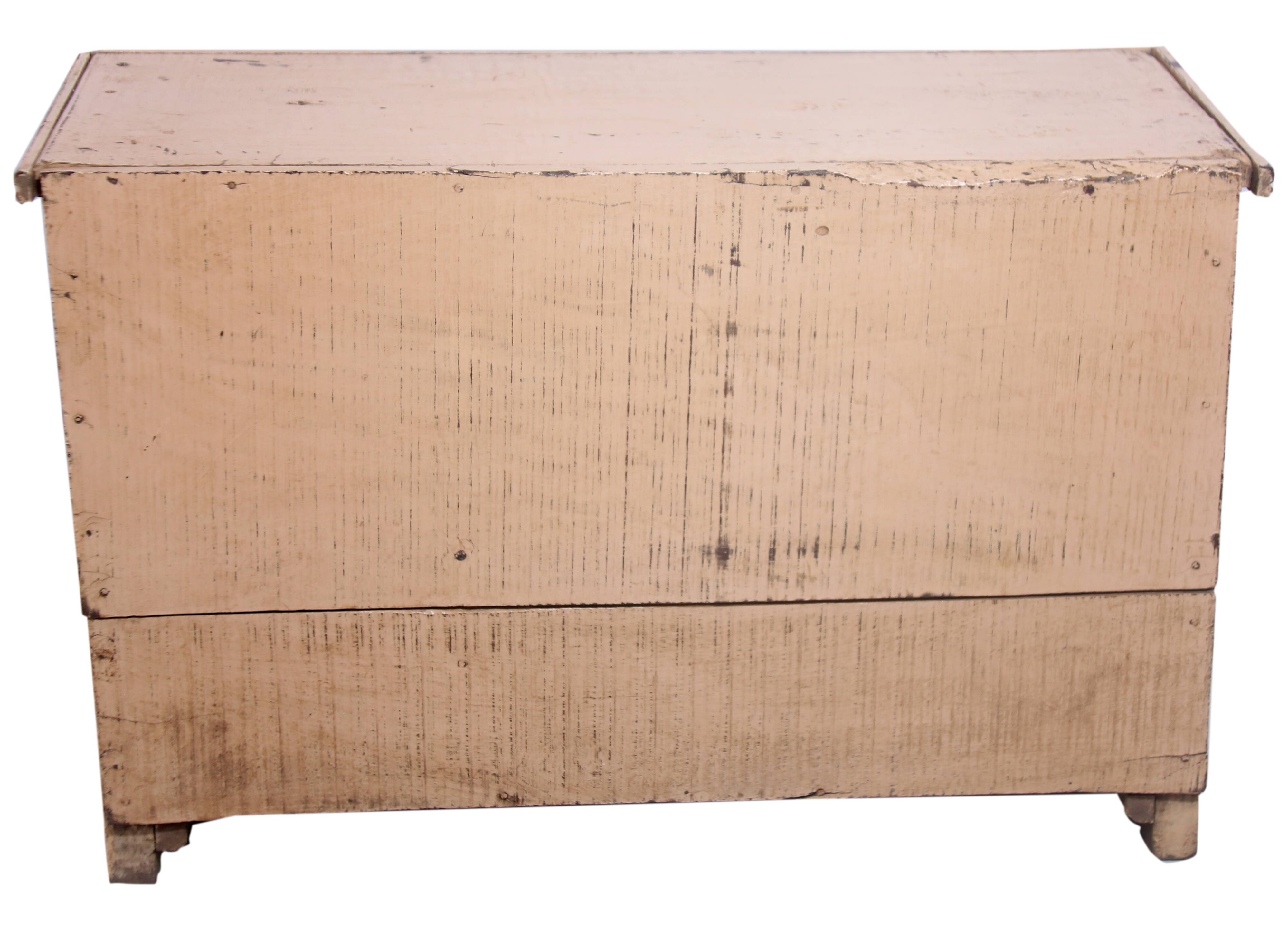 Buffet down in ancient Burmese teak