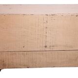 Buffet down in ancient Burmese teak