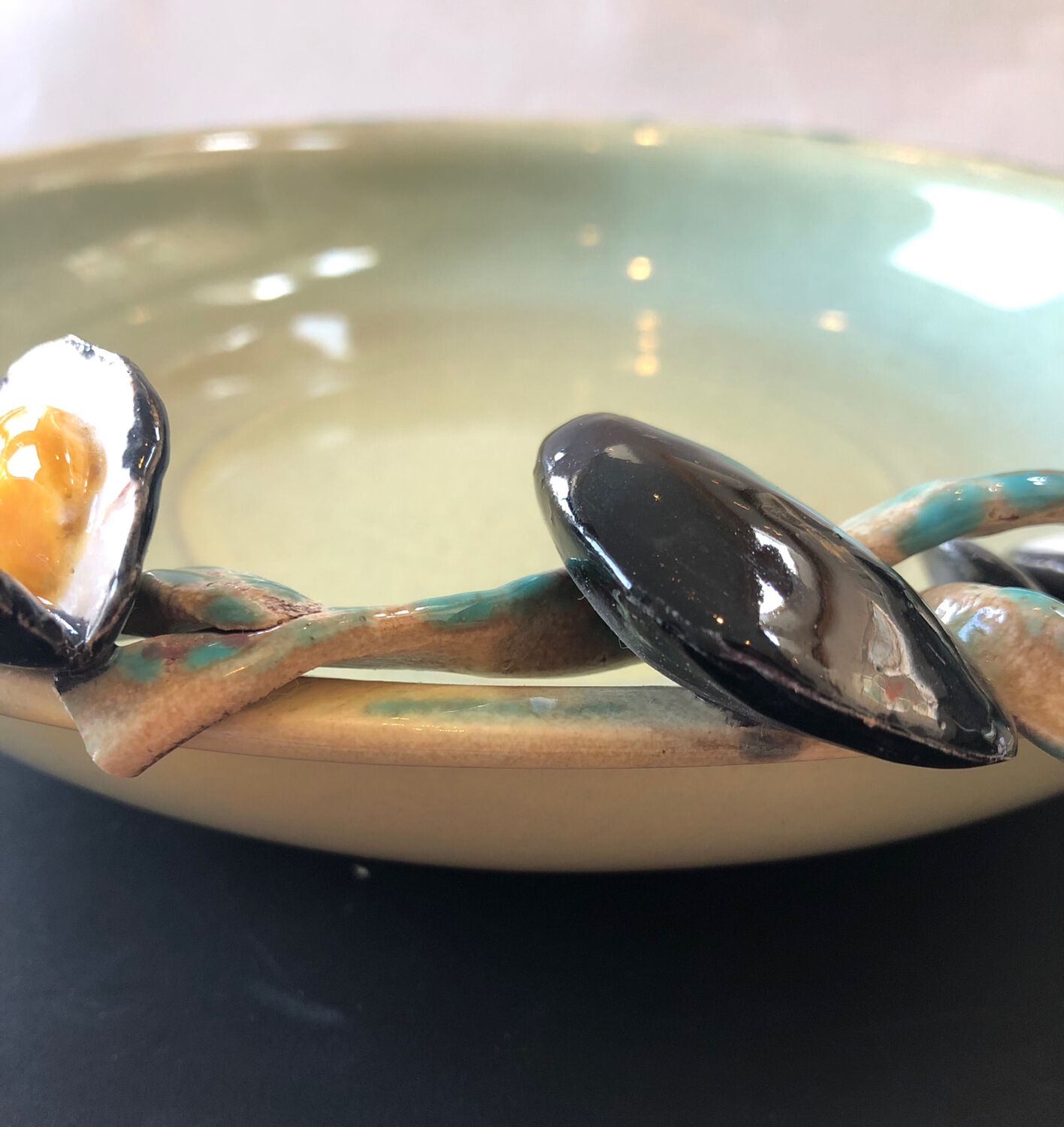 Paris ceramic dish with slip decoration, by Suzy Coste