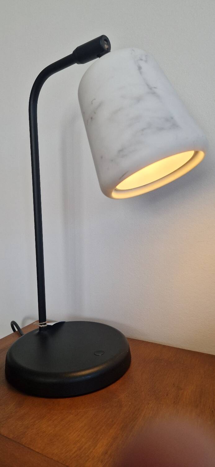 Lampe Material New Works  - Design Noergaard & Kechayas - Marbre/Acier