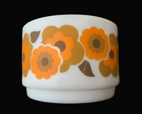 Arcopal brand Lotus mugs