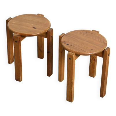 Paire de tabourets en pin massif, France, circa 1970