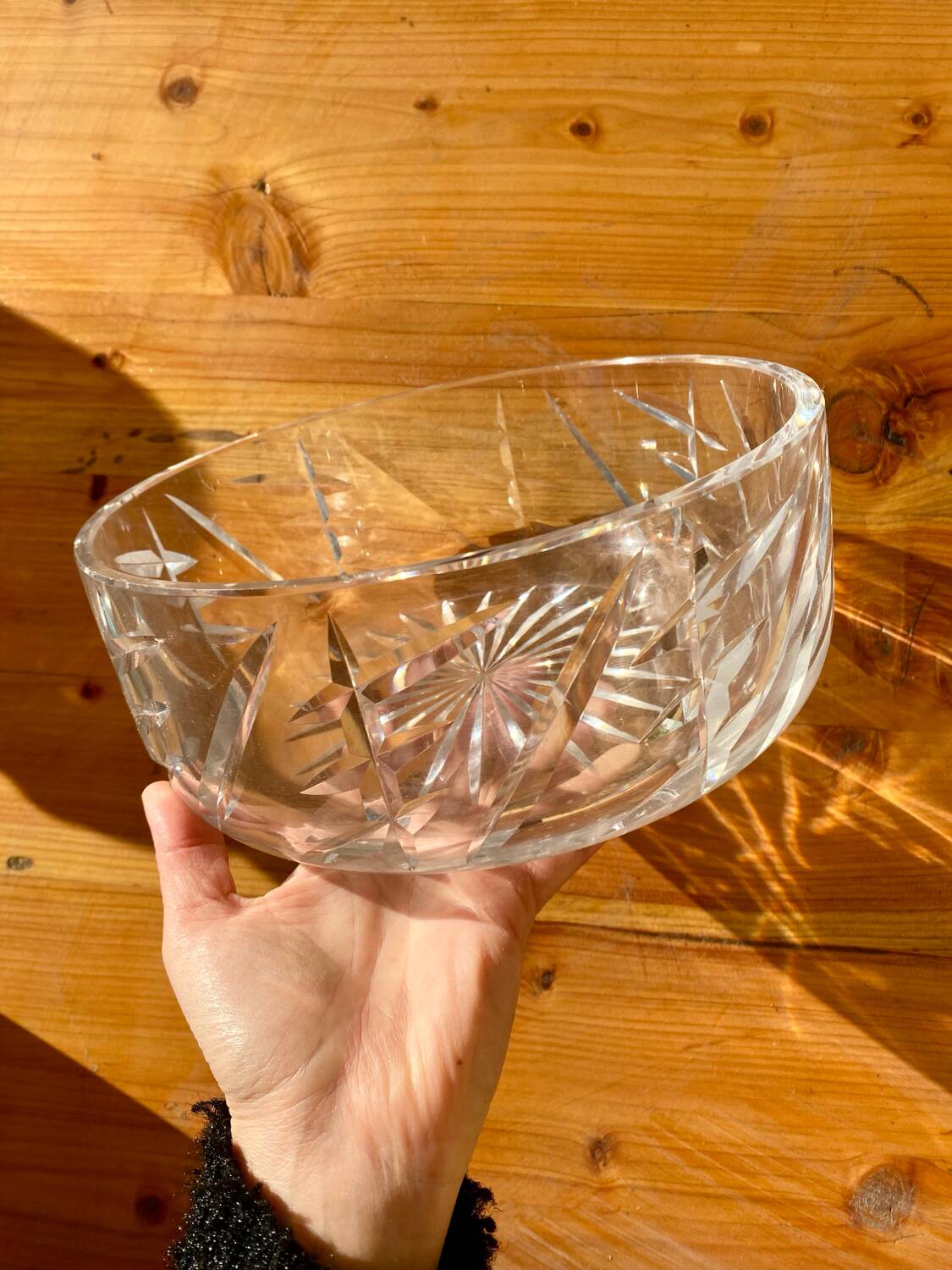 Chiseled crystal salad bowl