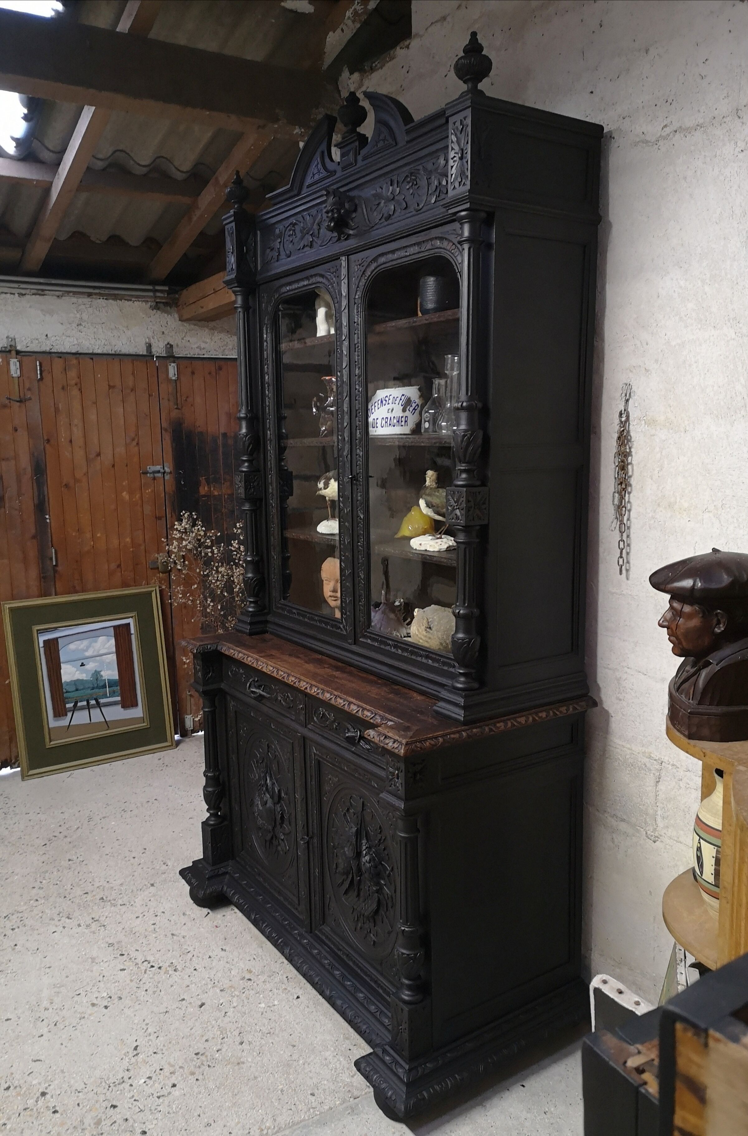 Hunting buffet XIX Louis XIII oak, cabinet curiosity showcase library