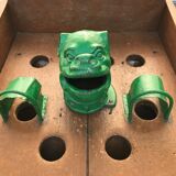 Game of the ancient frog or bulldog