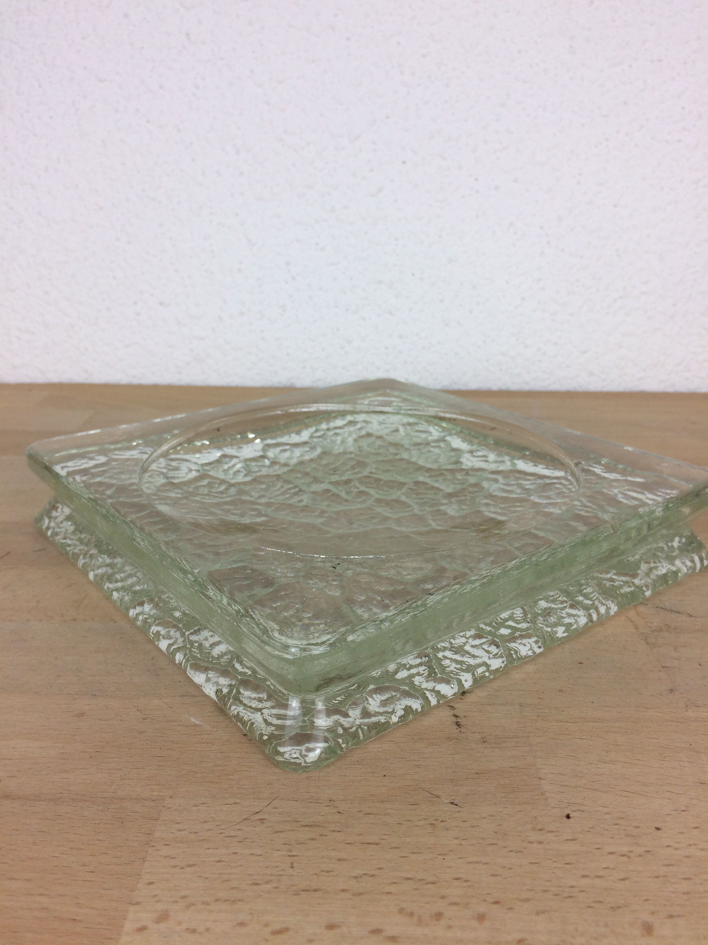 Empty glass pocket of Saint Gobin