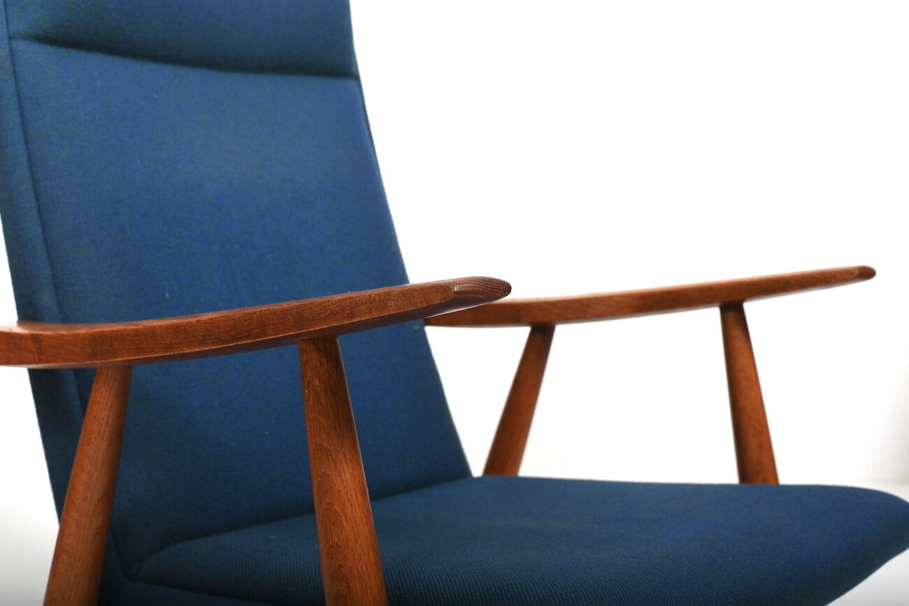 Fauteuil GE-260 en chêne par Hans J. Wegner années 1950