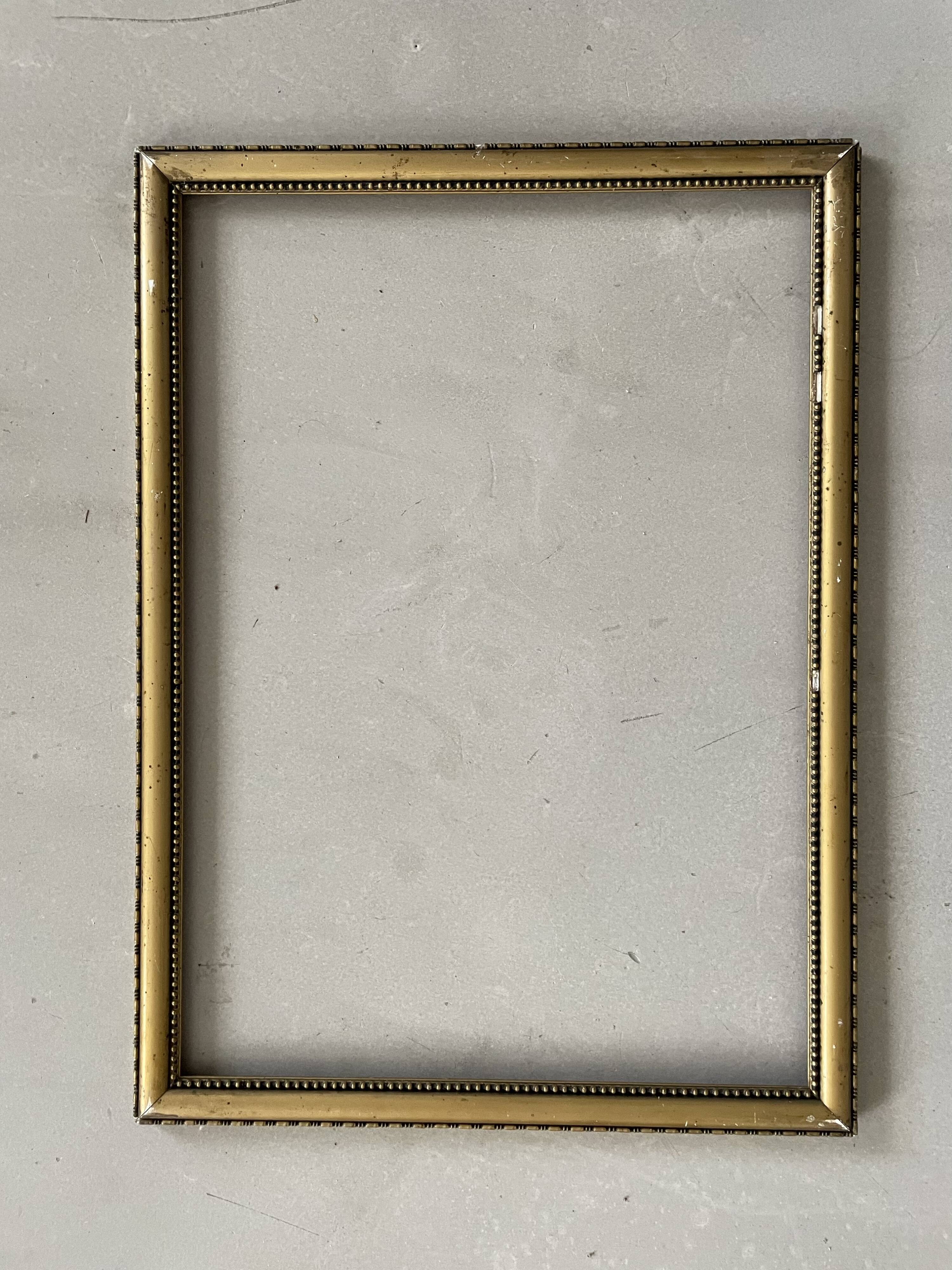 Old golden frame 30x41cm