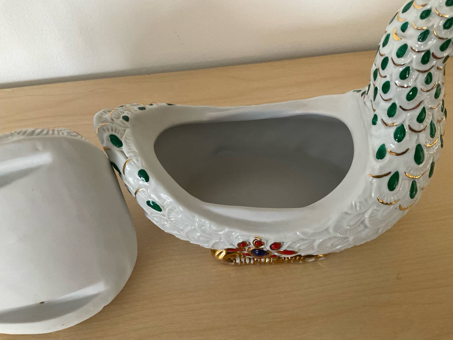 Italian porcelain bird candy box from the 70s