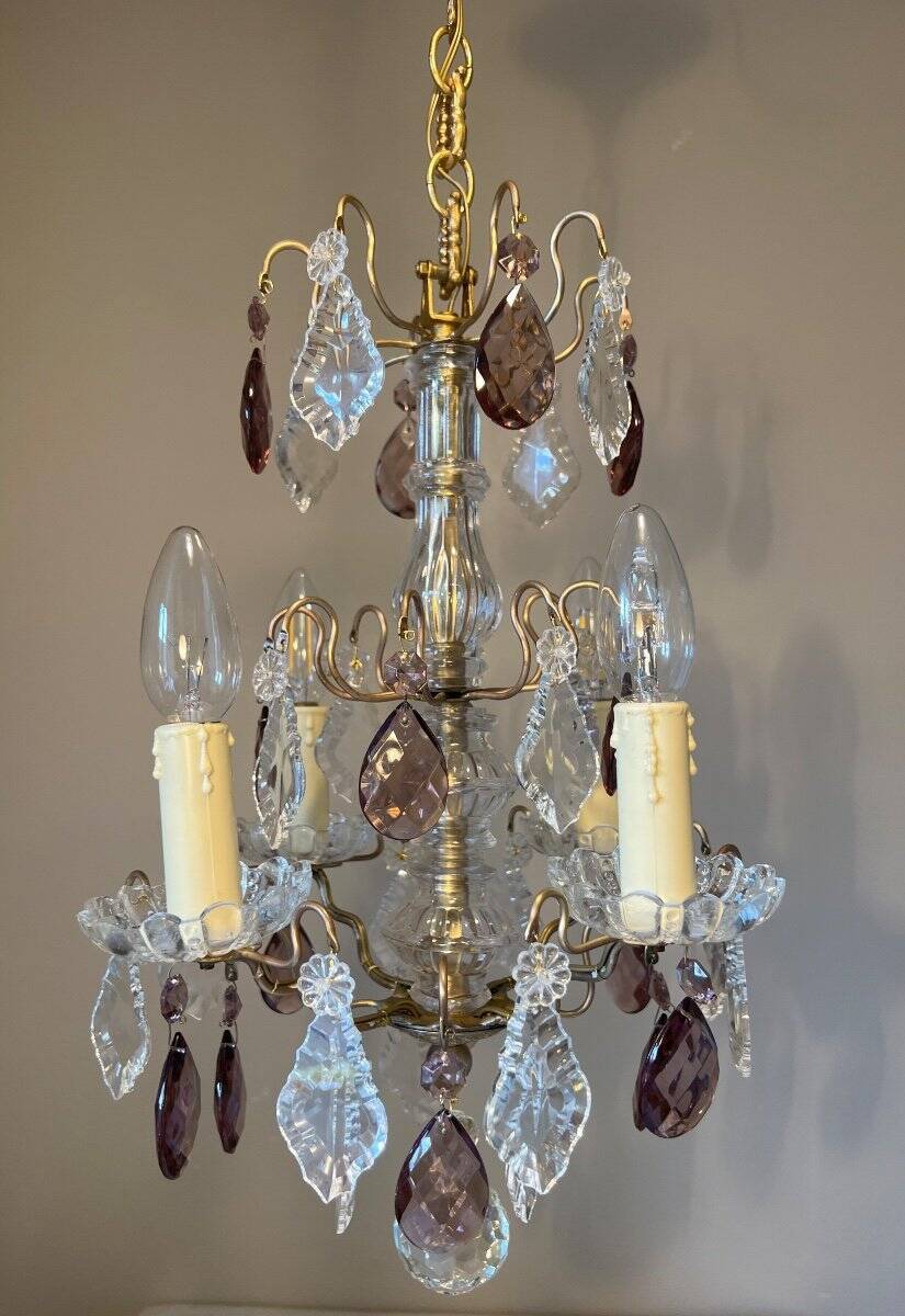 Chandelier with pendants