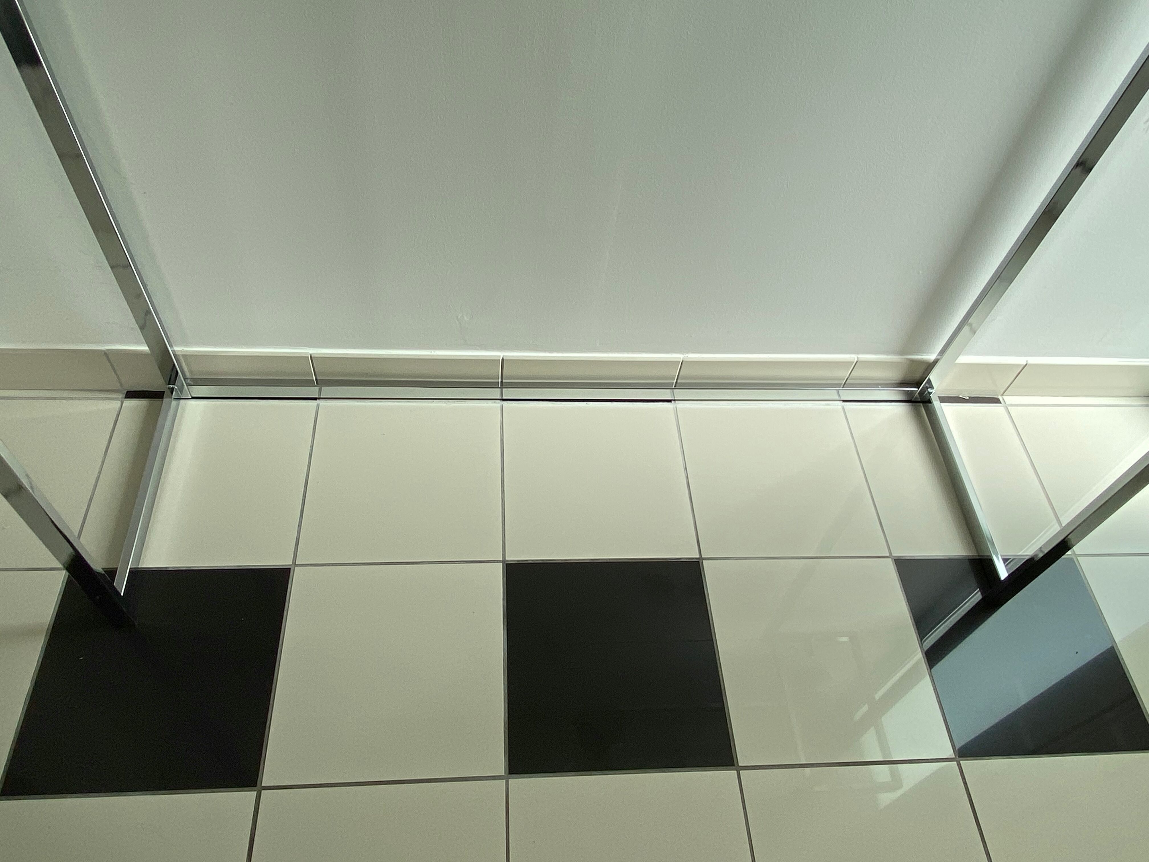 Wardrobe console glass and chrome metal