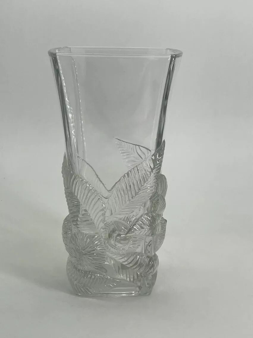 Vase vintage en verre taillé