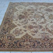 Old carpet 250x320cm