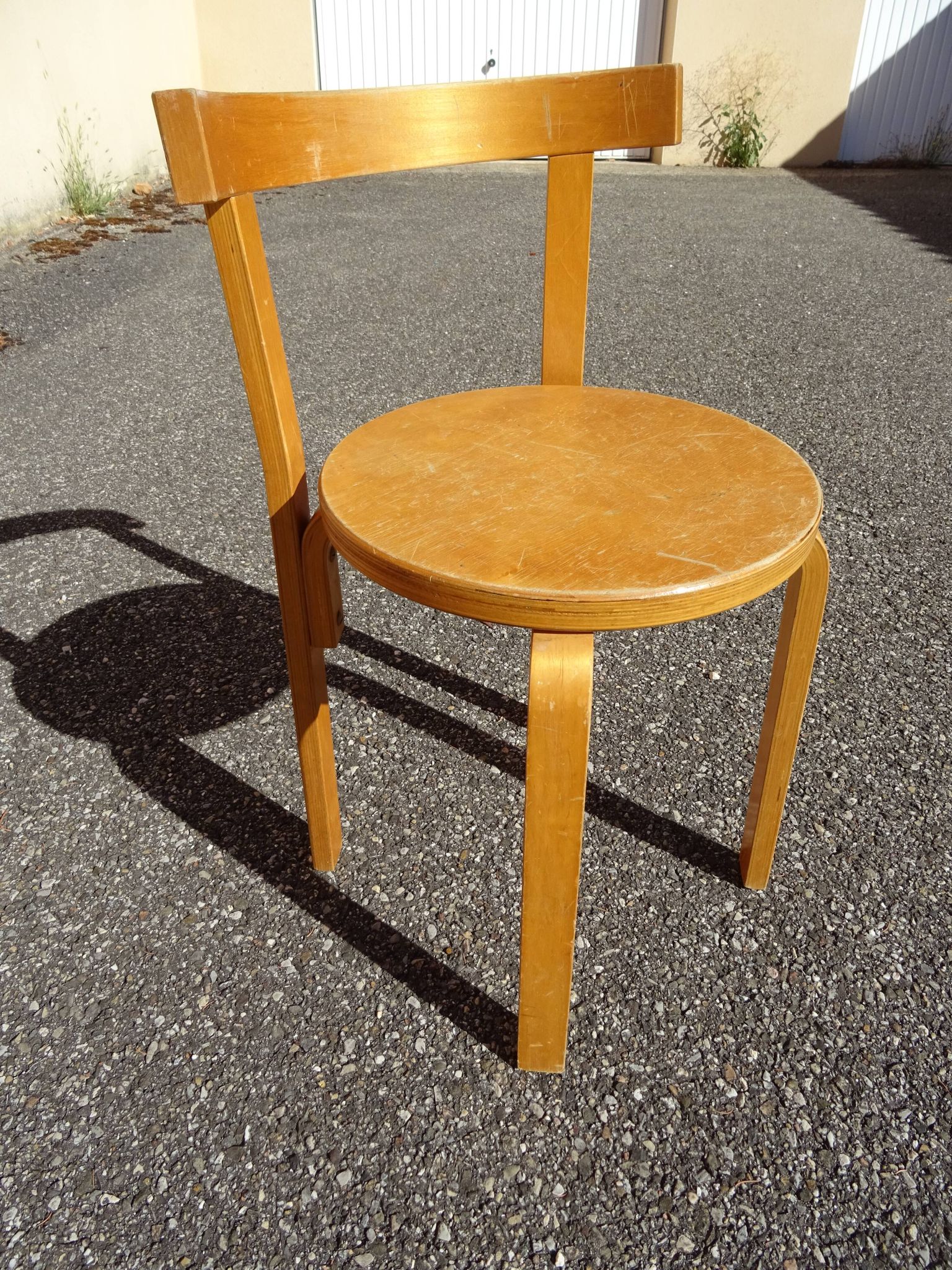 Chair model 68 Scandinavian design Alvar Aalto