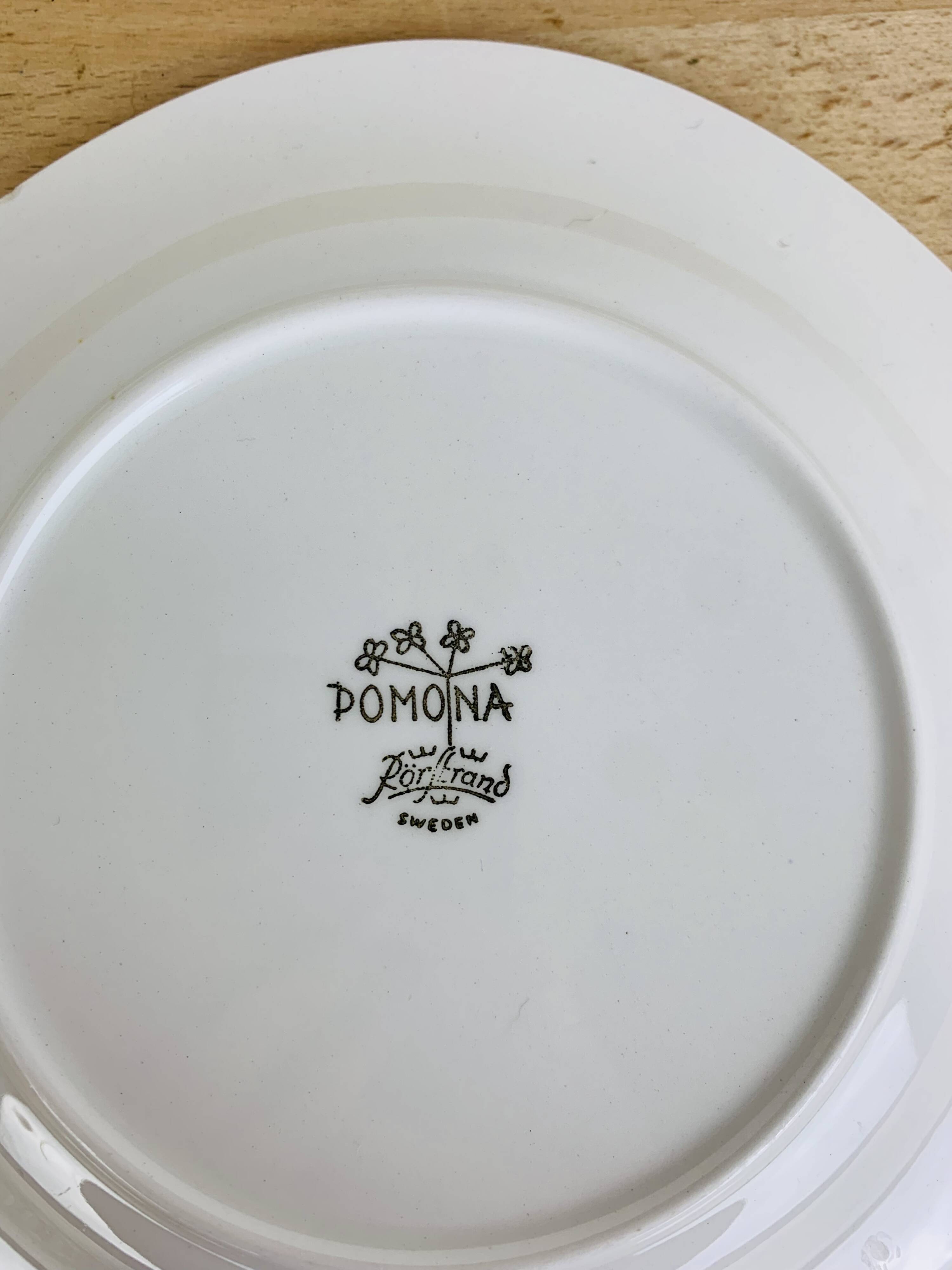 Pomona dessert plate by Marianne Westman for Rörstrand Sweden