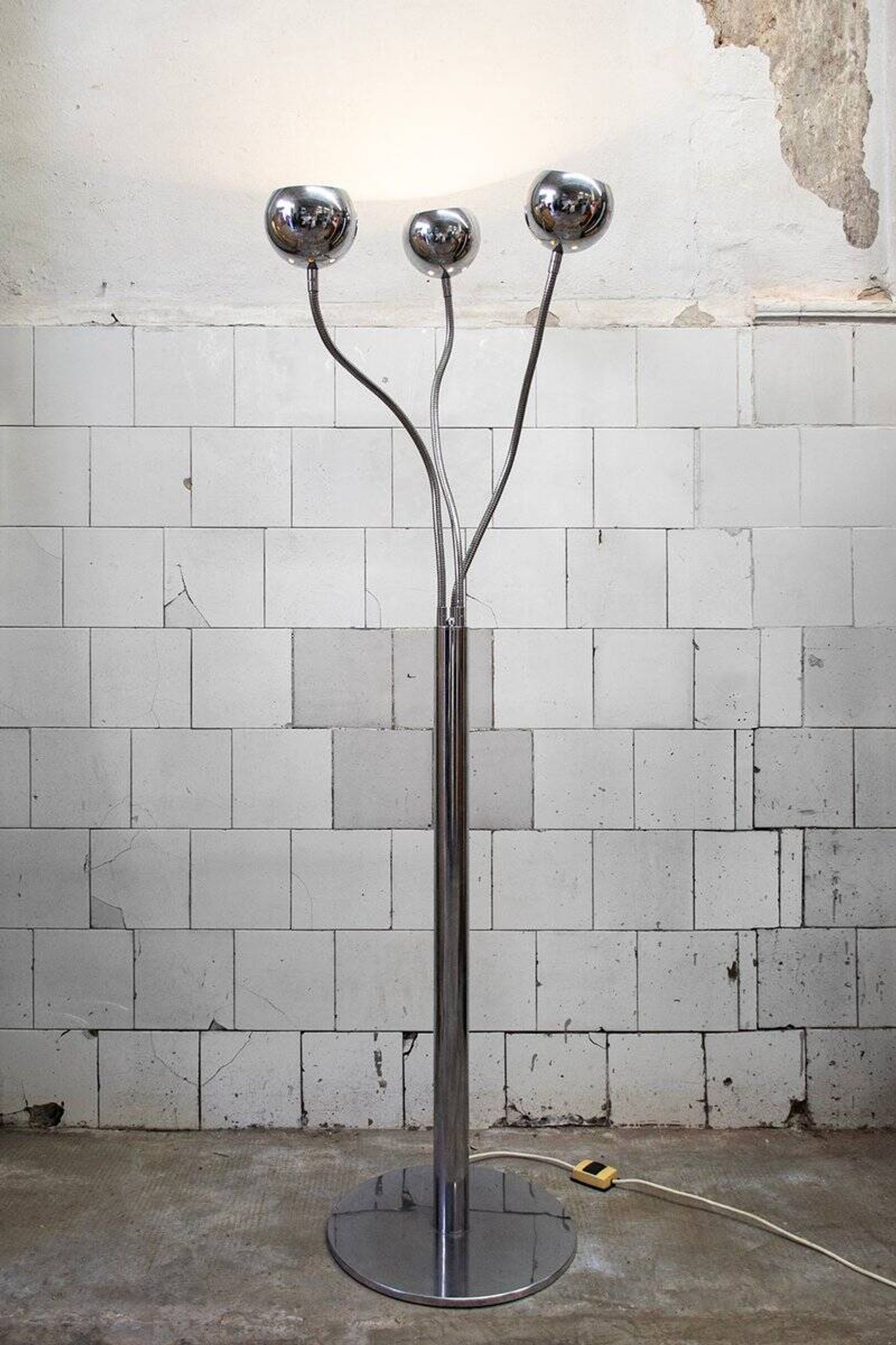 Floor lamp by Goffredo Reggiani, Italy, 1970s.