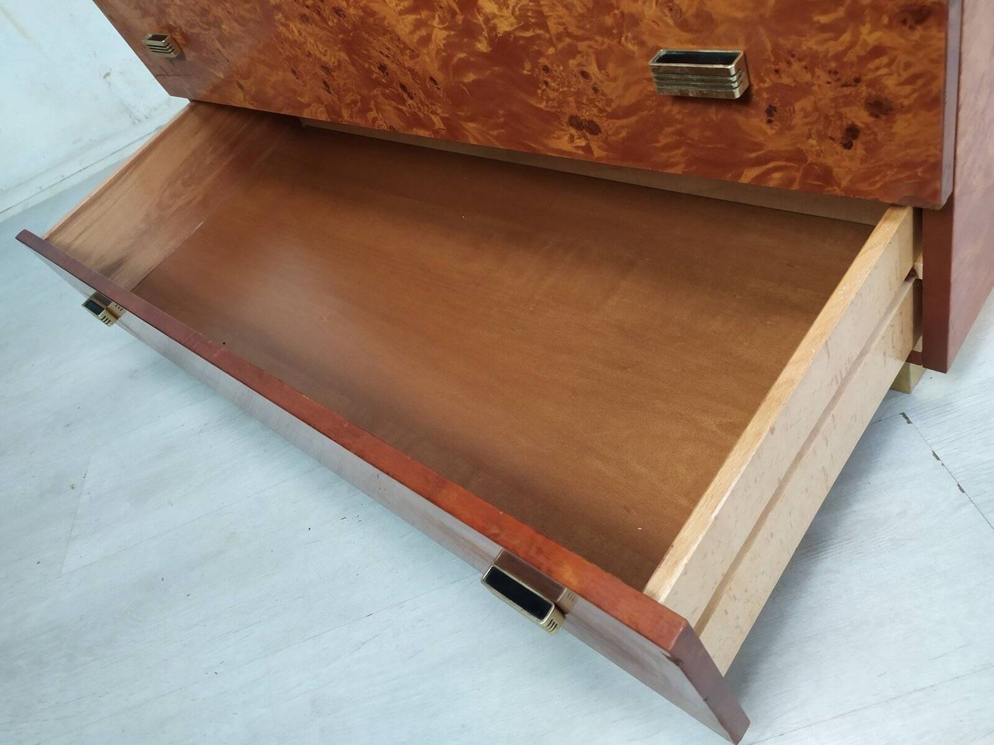 Vintage drawer chest in amboyna burl, 1970s