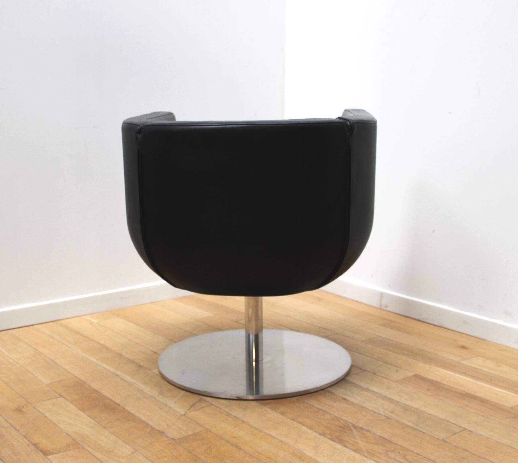 Paire de fauteuils tulipe B&B Italia