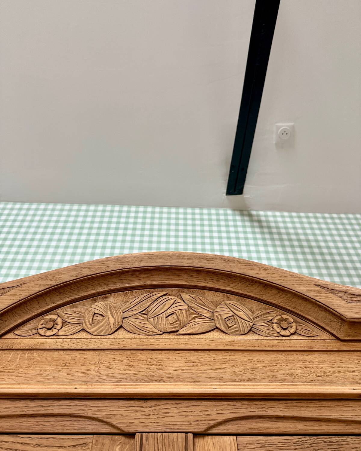 Art Deco oak wardrobe with mirrors (refurbished)