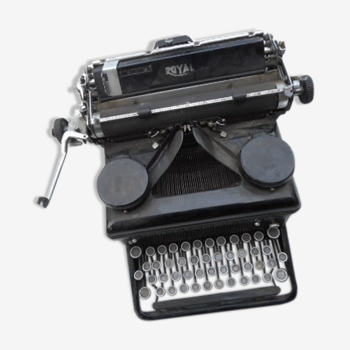 ROYAL Typewriter