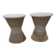 Lot de 2 tables d'appoint/de chevet en osier avec espace de rangement