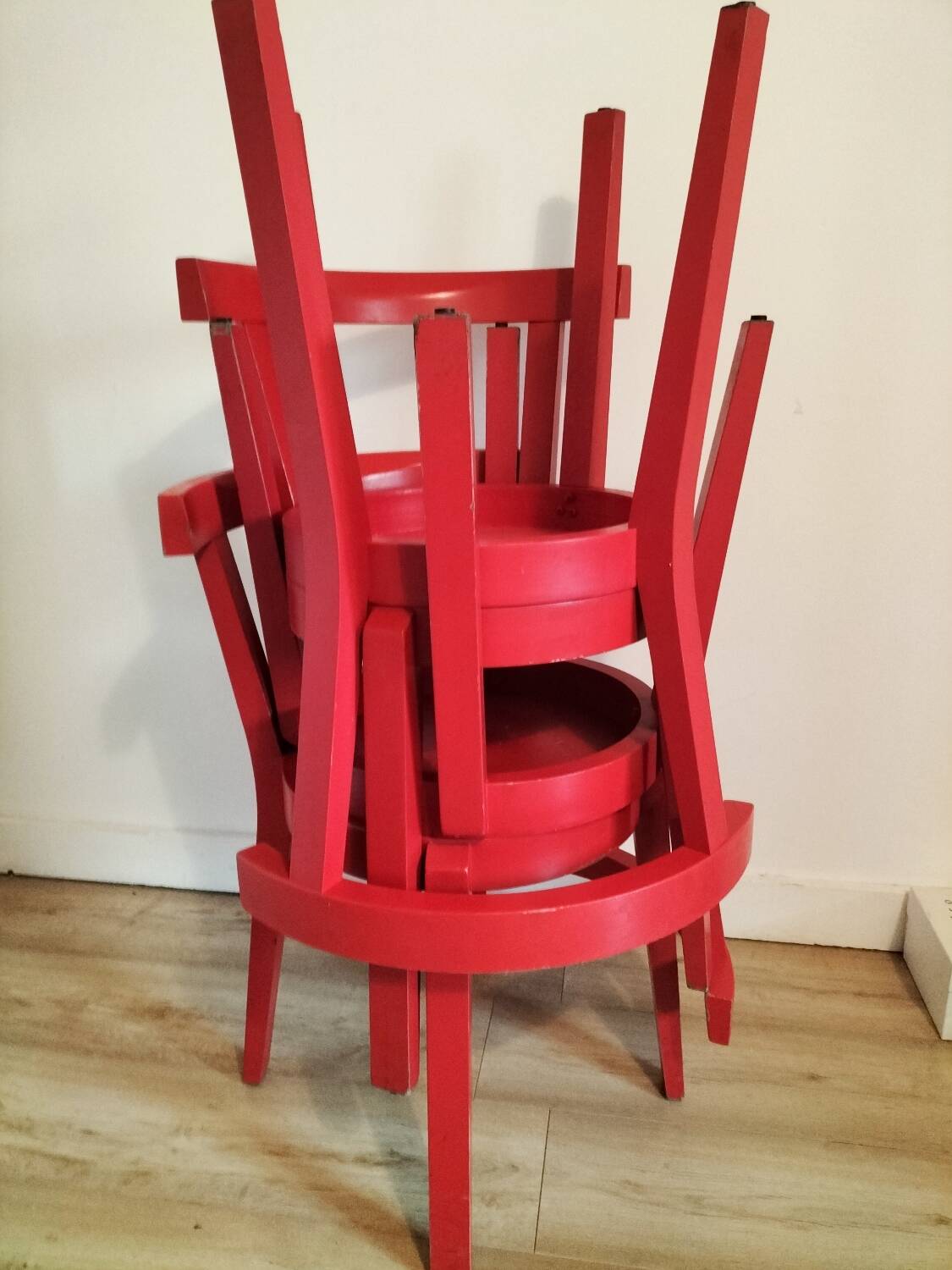 1 Set of 6 TON chairs, Punton model