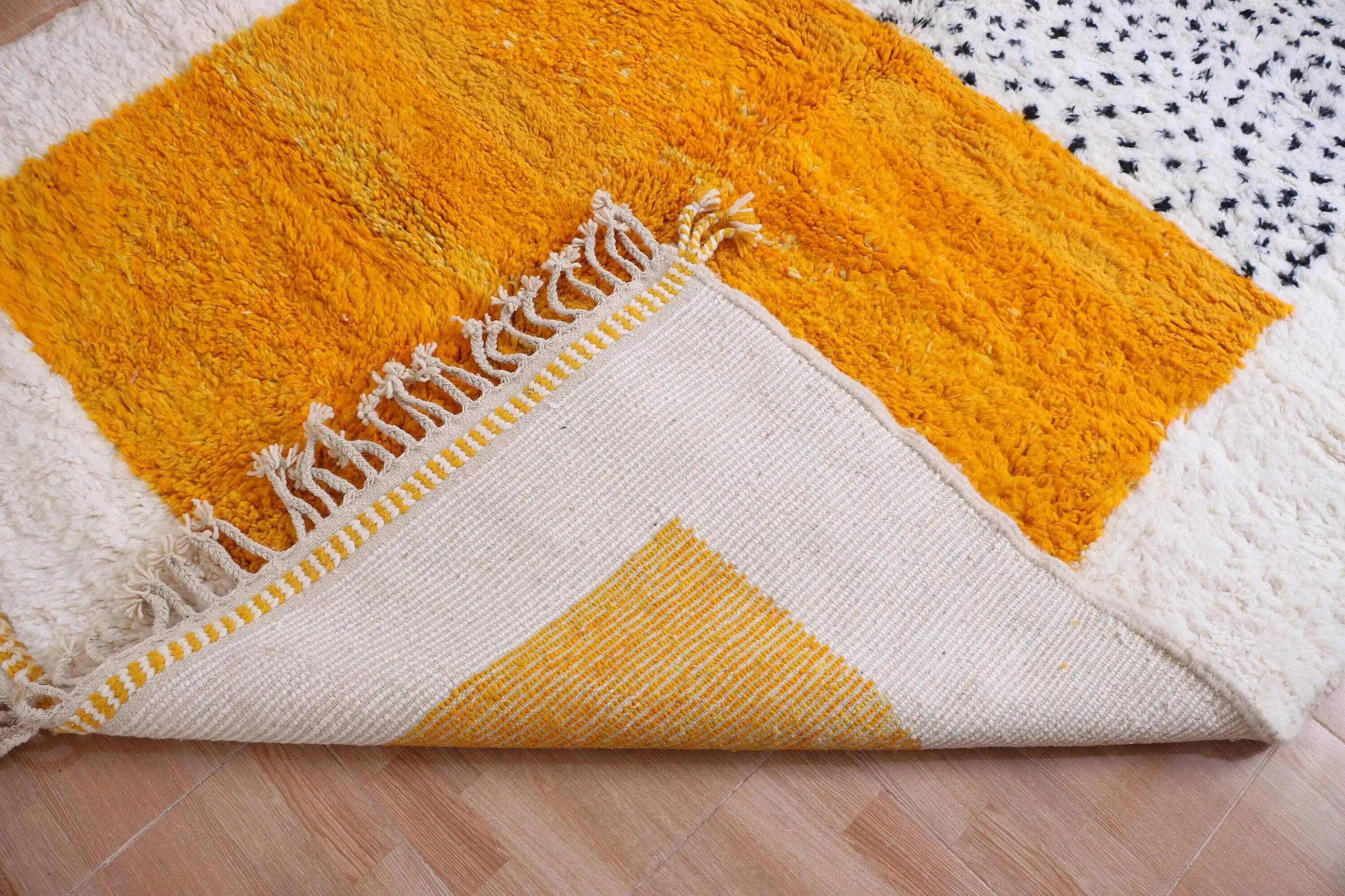 Handmade Moroccan wool rug, 250cm x 150cm, unique piece.