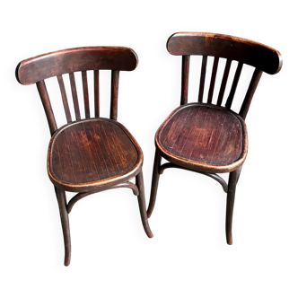 2 Viennese bistro chairs in bentwood