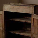 Petit meuble paysan en bois massif, vers 1900