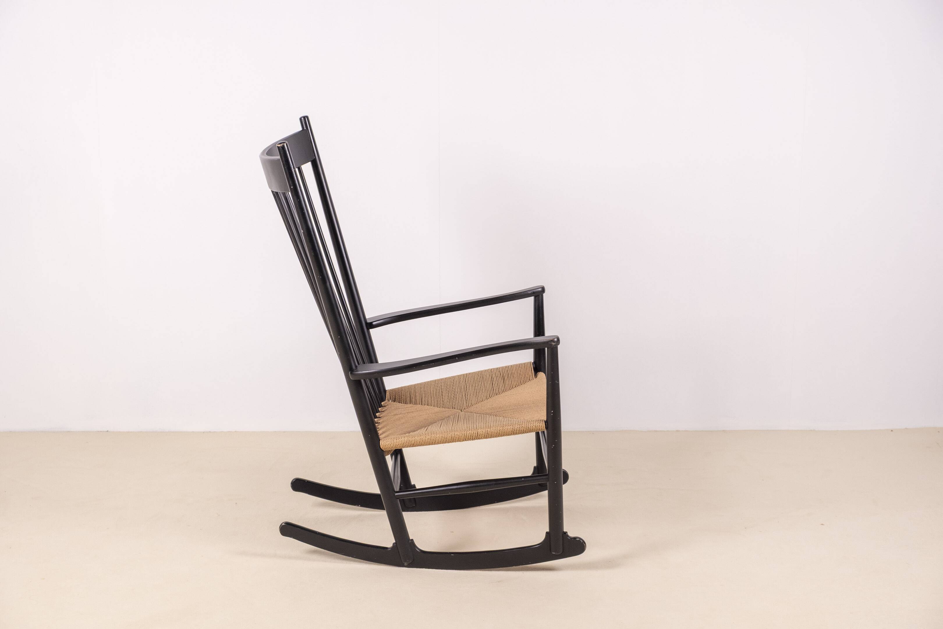 Hans J. Wegner J16 Black Rocking Chair, 1969 FDB