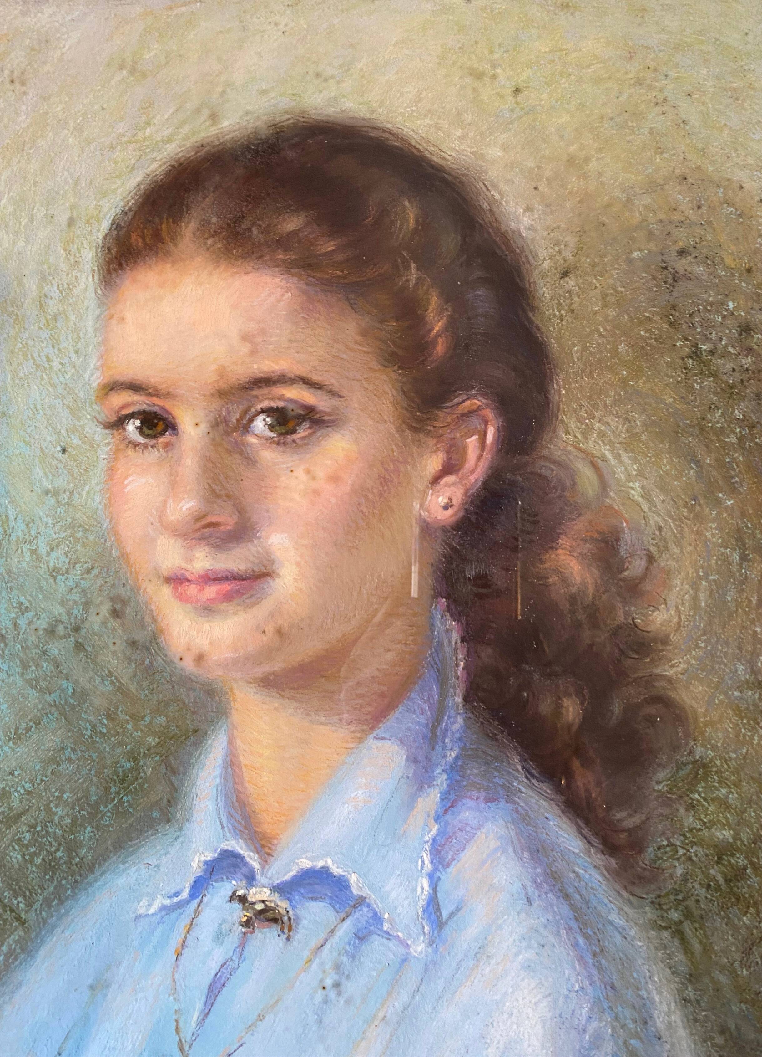 Painting "Young girl with pendant"" Pastel signed J. Macé around 1940 + frame