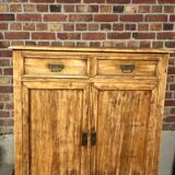 Ancien buffet parisien