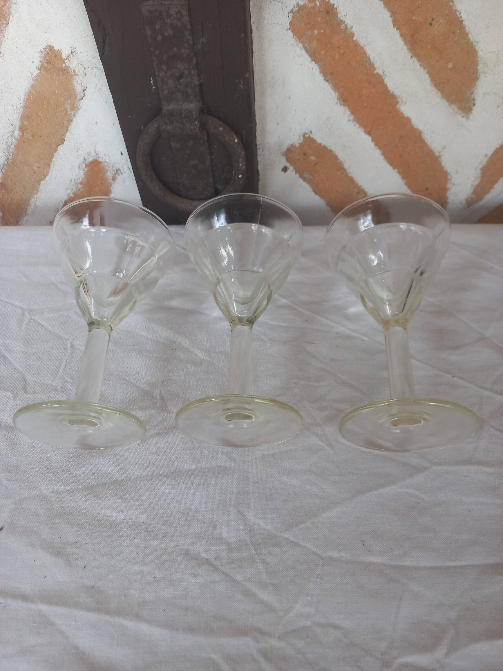 Verres bistrot absinthe anciens