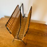 Magazine rack