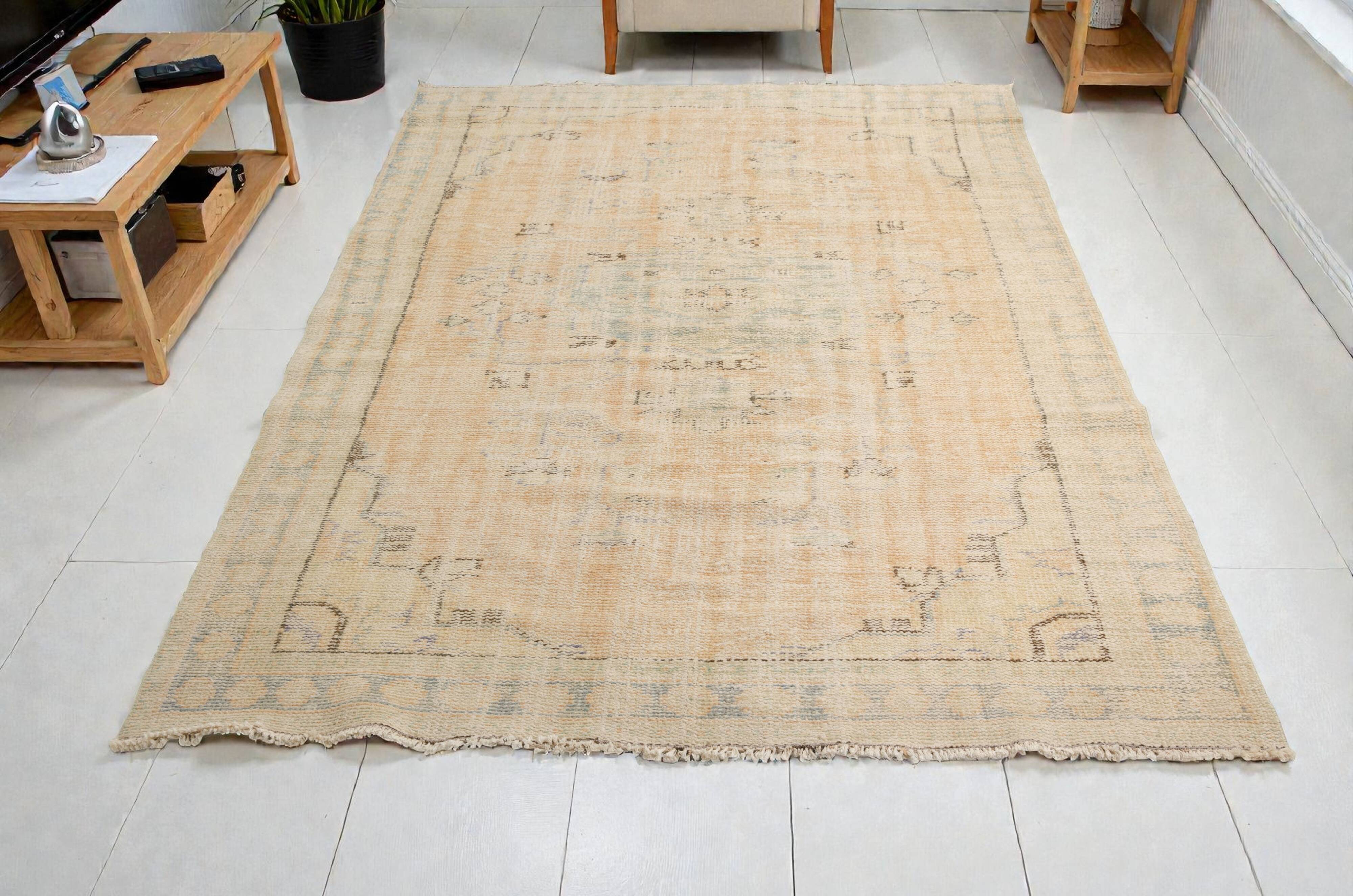 Vintage Anatolian Handknotted Rug