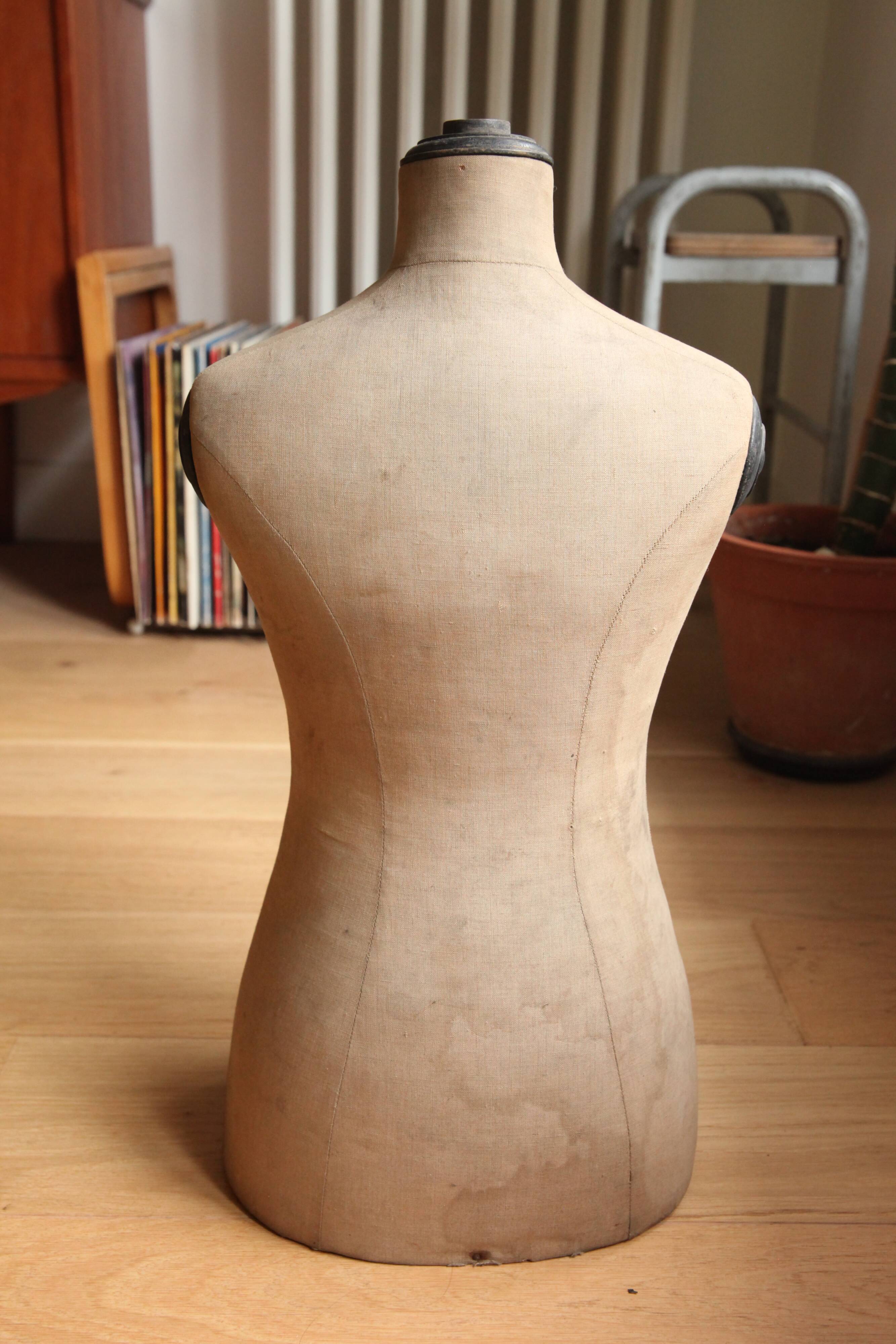 Stockman Children's Sewing Busts