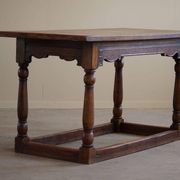 Bureau / Table à manger par ébéniste danois en chêne, style baroque, années 1970