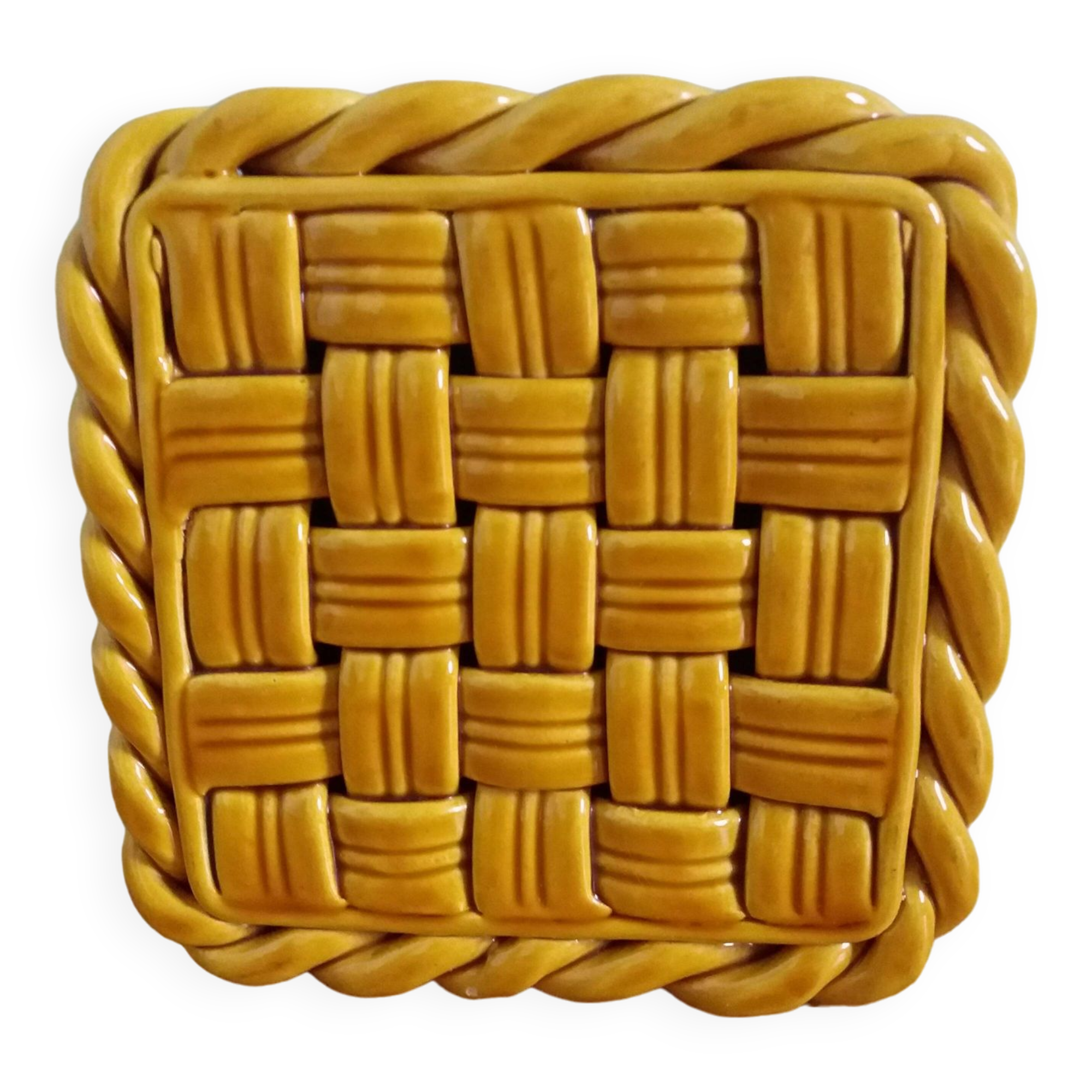Openwork woven ceramic trivet
