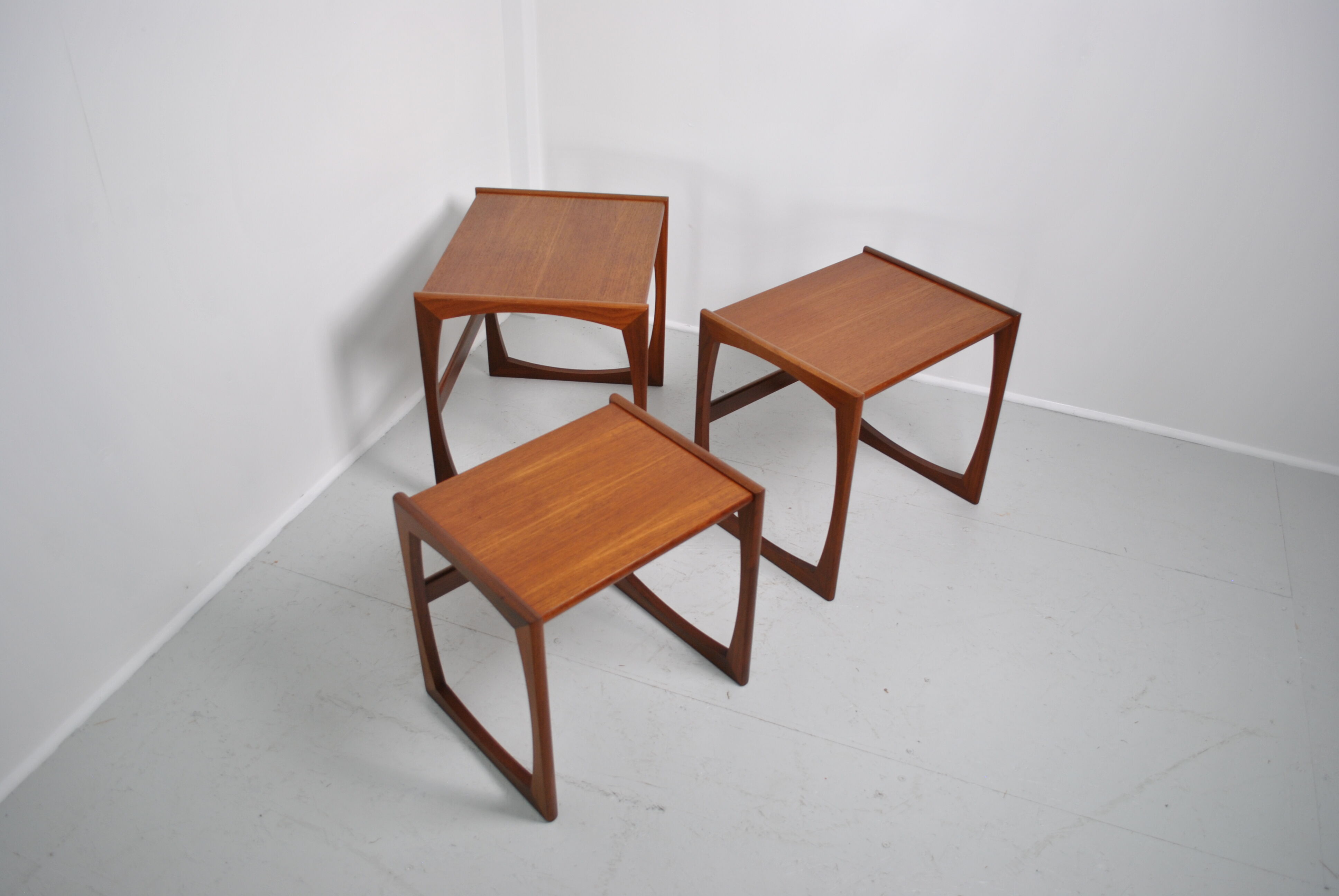 Gplan trundle table 1970