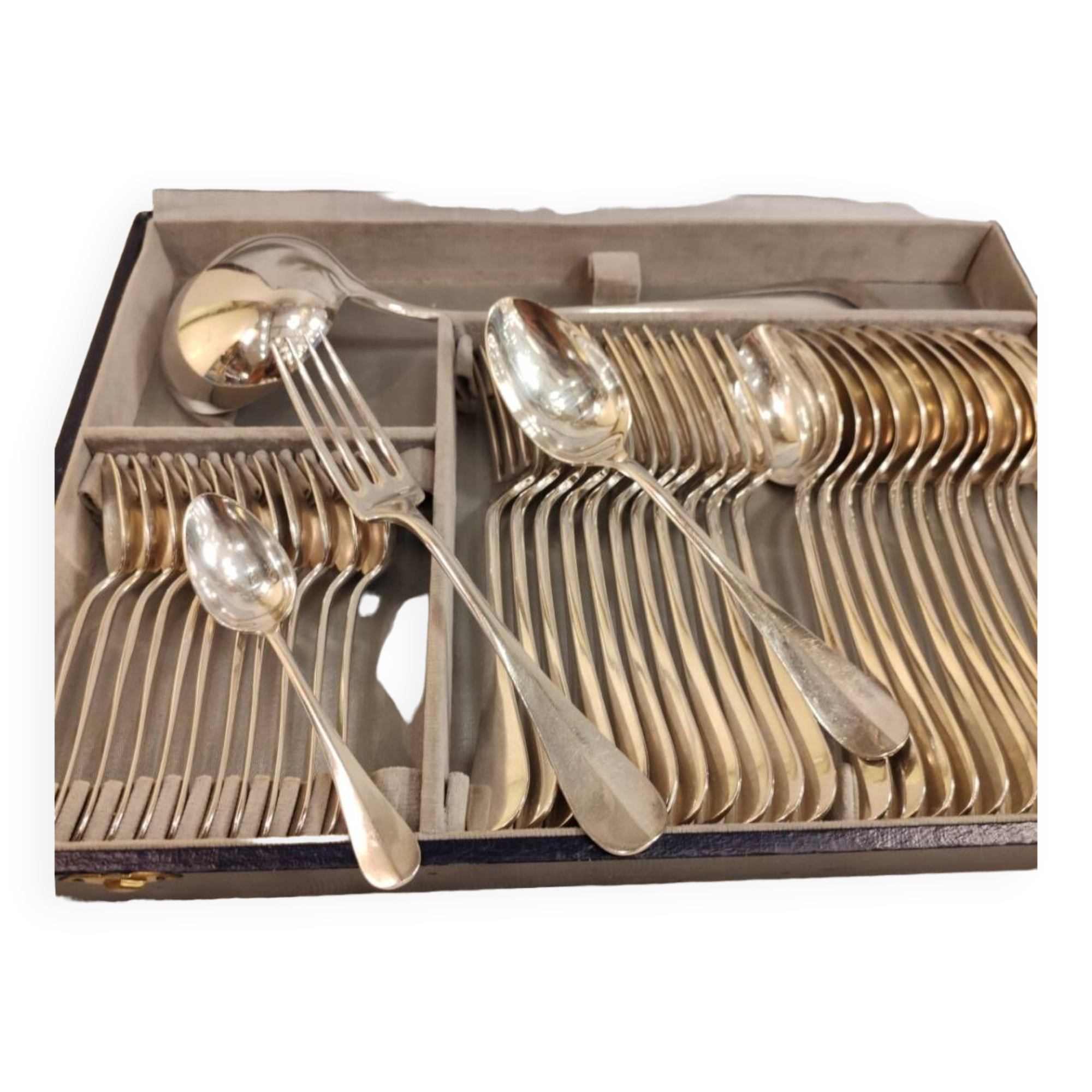 Cutlery set in silver plated metal, silver, 37 pieces.